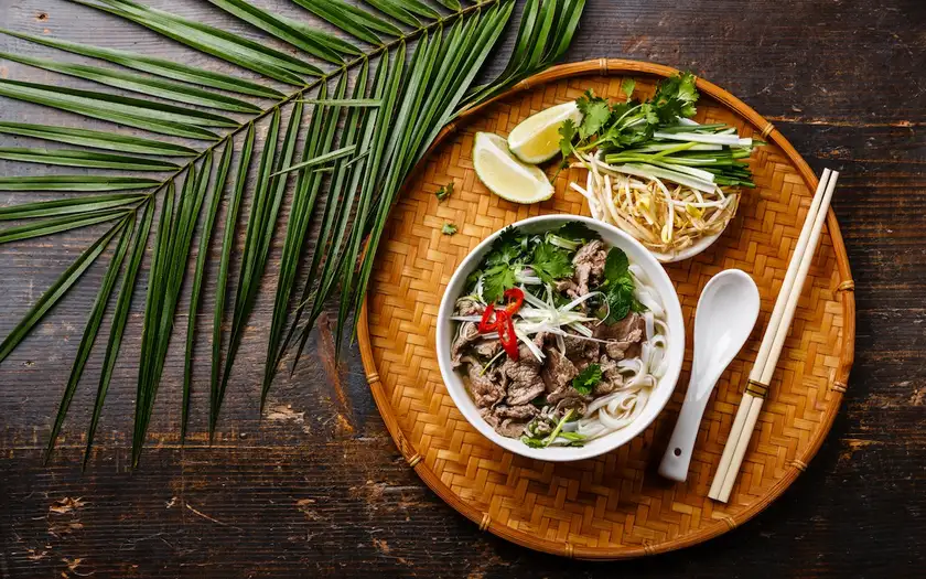 Ẩm thực truyền thống và hiện đại: Sự kết hợp giữa truyền thống và sáng tạo trong ẩm thực
