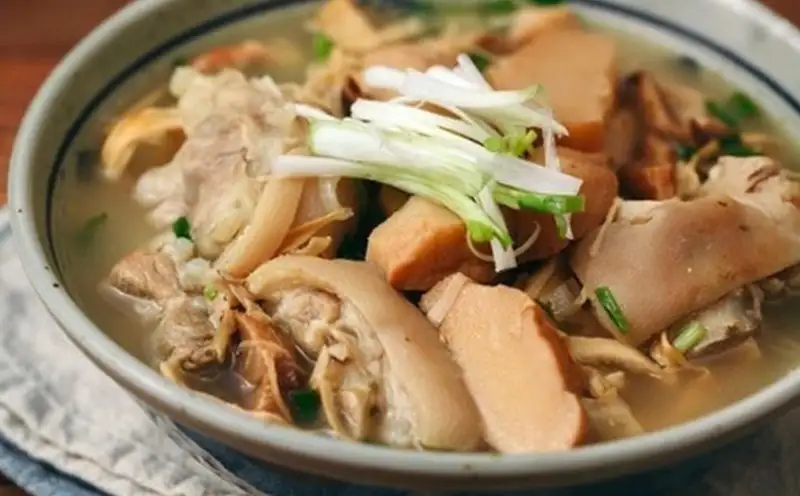 Canh măng Tết truyền thống