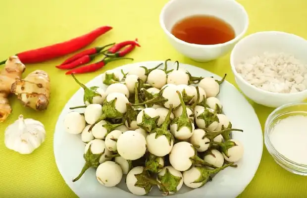 Nguyên liệu làm kim chi cà pháo thơm ngon, giòn giòn