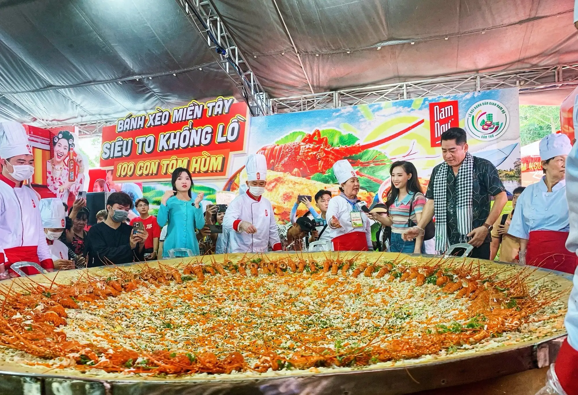 Bánh xèo khổng lồ