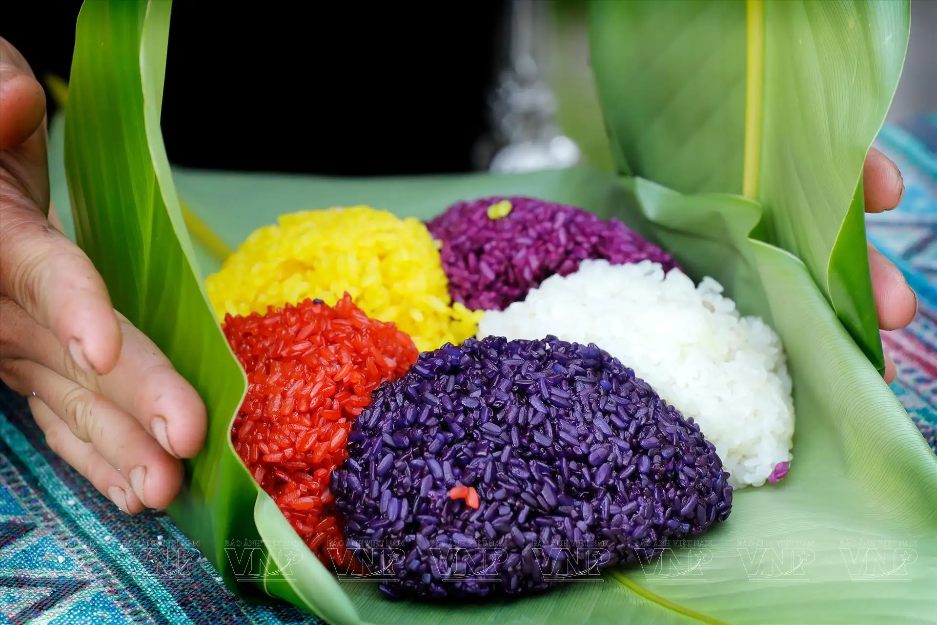 Xôi Ngũ Sắc
