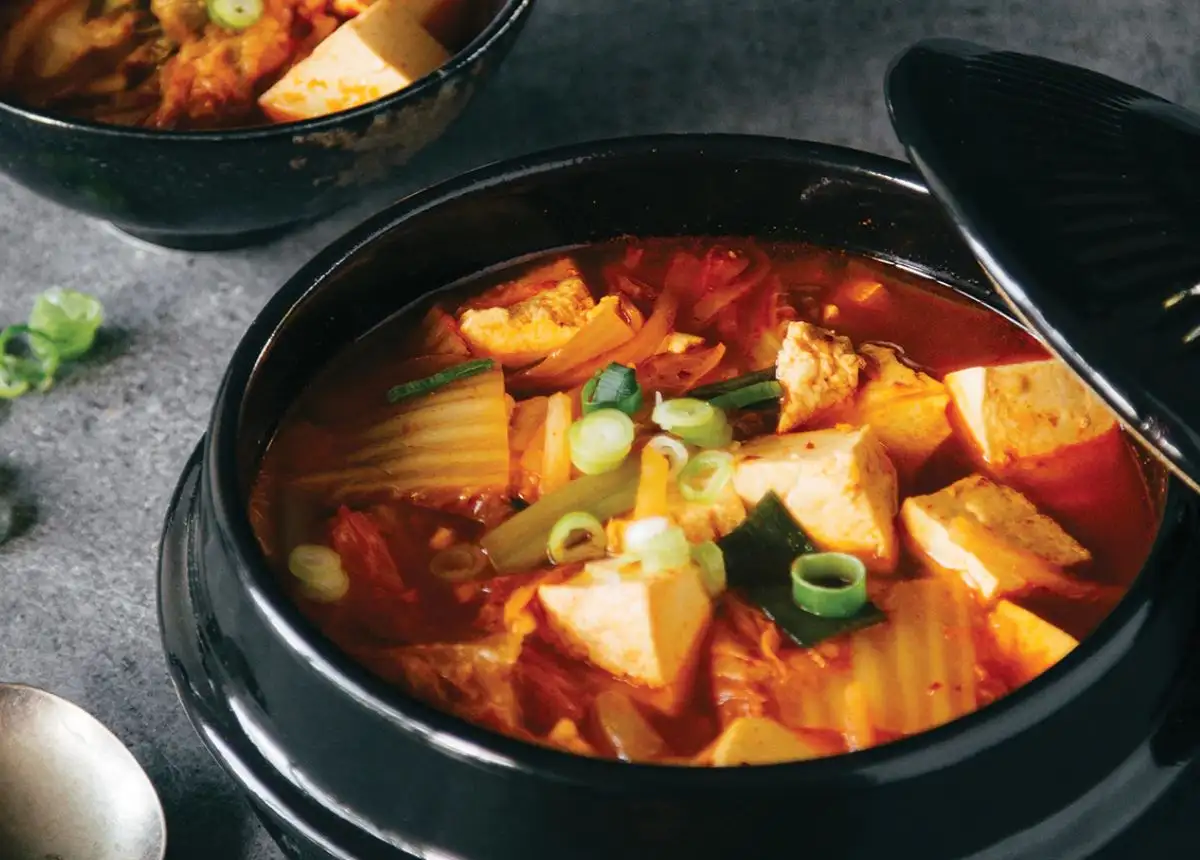 Cách nấu canh kim chi thơm ngon chuẩn Hàn tại nhà - ava